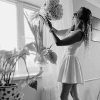 LikaAliston webcam model