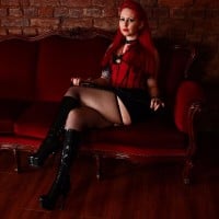 MistressIrene's Offline Chat Room