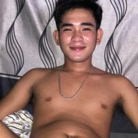 yourdreamboyxx webcam