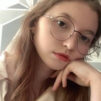 Ruminelle webcam model