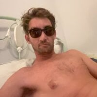 shyheterocurious webcam