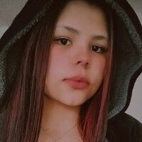 Little_cherry_b webcam model