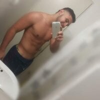 mikexxxsedution1's Offline Chat Room