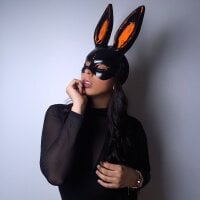 Levanna__'s Offline Chat Room