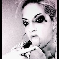 MadameTeaPot webcam model