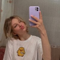 BetyHensn Offline chat-huone