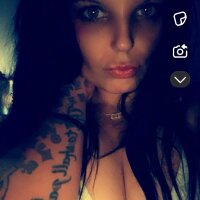 haylescomet's Offline Chat Room