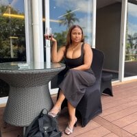 MelaninLeanne webcam model