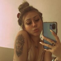 Greta_atm_ fully nude on webcam for live porn video chat