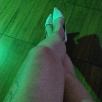 LauraSantos2000 offline chatrum