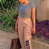 queendelicous webcam model