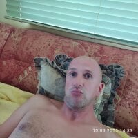 19Cumshot81 webcam