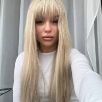 SaraahStone webcam model