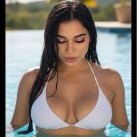 Bella_ricci_ webcam model