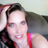 SpringDreamz's Offline Chat Room
