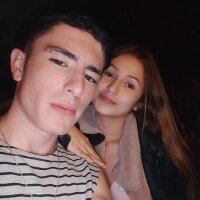 sweetcouple10_'s Offline Chat Room