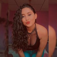 Arenita_24's Offline Chat Room