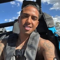 douglasdesouza22 webcam model