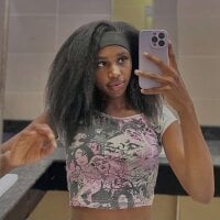 MishMelly webcam model