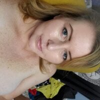 LucysPlaygroundxxx offline chatrum