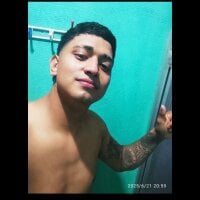 jJHONNY2002 webcam