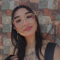 dalila_hall_t