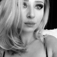 MissDenise's Offline Chat Room