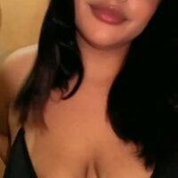 vickhoneyskin webcam
