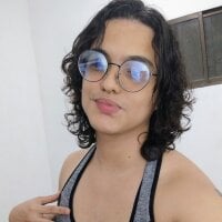 Diane_blossom webcam