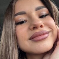 Nika_Veronnaa webcam