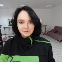 Jesebel_kiss18's Offline Chat Room