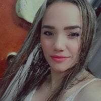 Lexys_brown's Offline Chat Room