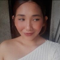 Filipinacum28 webcam model