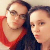 twinsoulsisters' Offline Chat Room