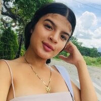 Salome_Liss' Offline Chat Room