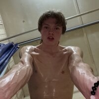 Tinasanalinsertion1's Offline Chat Room