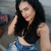 aleja_hot_curly_