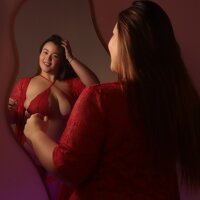 zoe_hugeboobs webcam