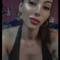 milflovelyxxx webcam model