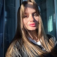 Lara_Vest