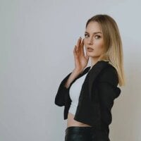 LoraFulton's Avatar Pic