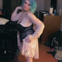 alexxxijuicy69's Offline Chat Room