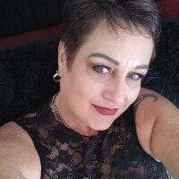 SweetkittyAKAMaverick's Offline Chat Room