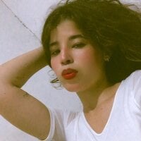 anabella_125's Offline Chat Room
