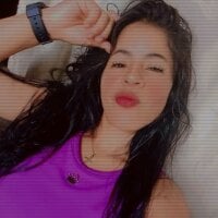 Esmeralda-23's Avatar Pic