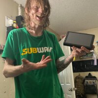 Shaggyrey69's Offline Chat Room