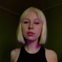 Heaven_blondeLive Webcam
