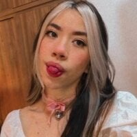 hollypark1's Offline Chat Room