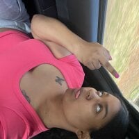 ixnxdxixa's Offline Chat Room