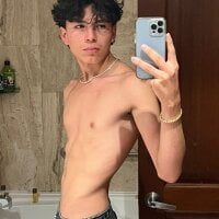JhonXLTwink's Profile Pic